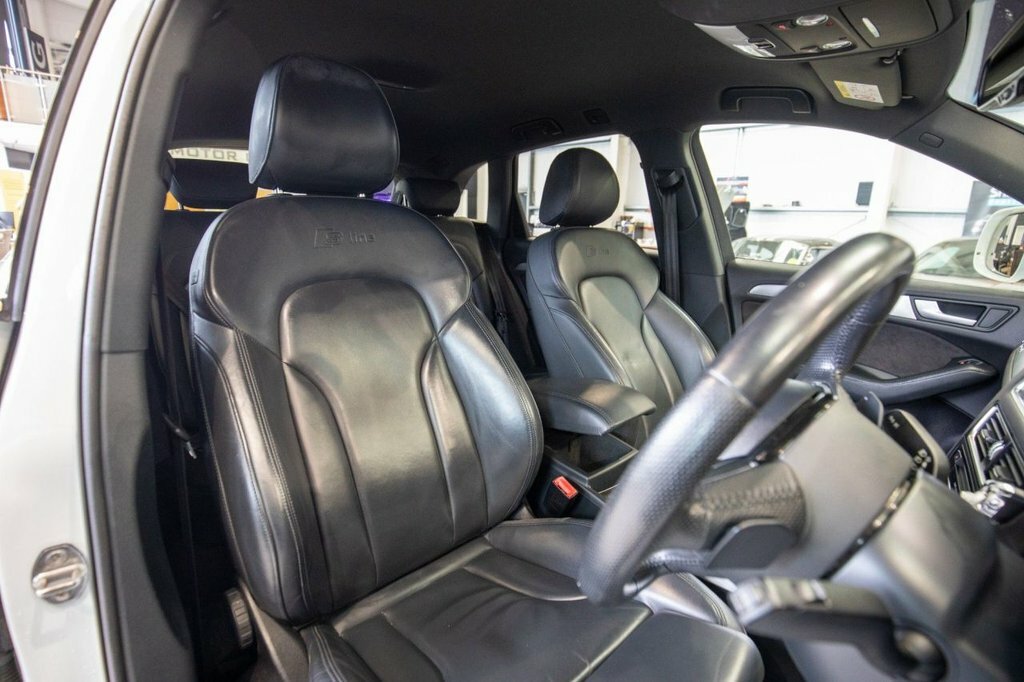 Audi Q5 2L S Line Plus FY16HBL White #3
