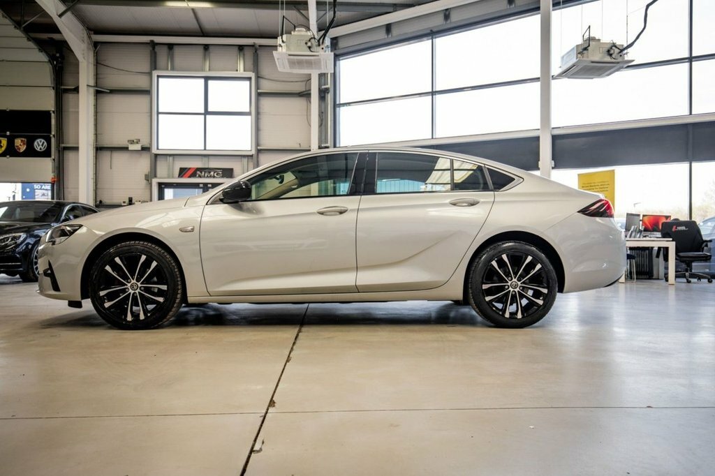 Vauxhall Insignia Design White #12