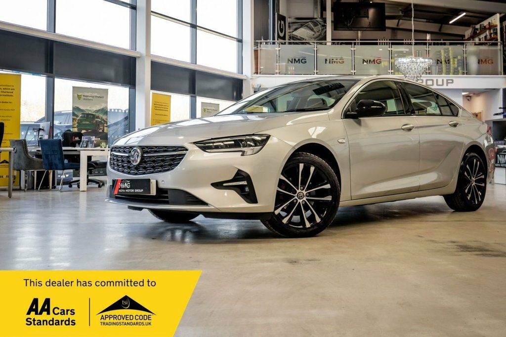Vauxhall Insignia 1.5L Design Silver