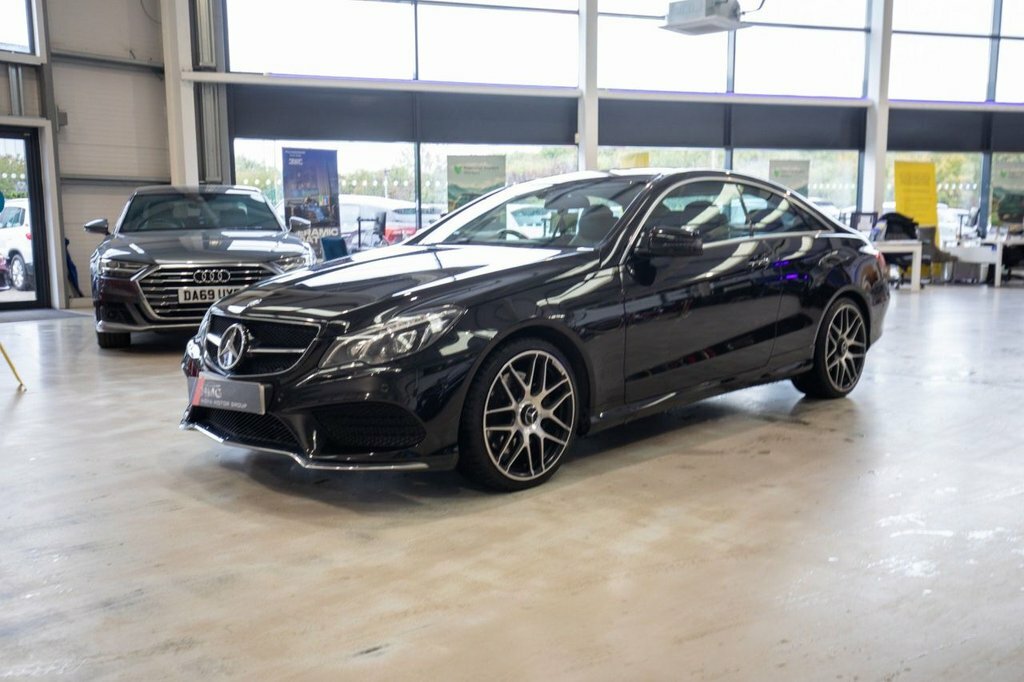 Mercedes-Benz E Class 3.5L Amg Line Black #5