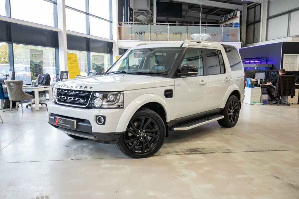 Land Rover Discovery 4 3L Landmark White