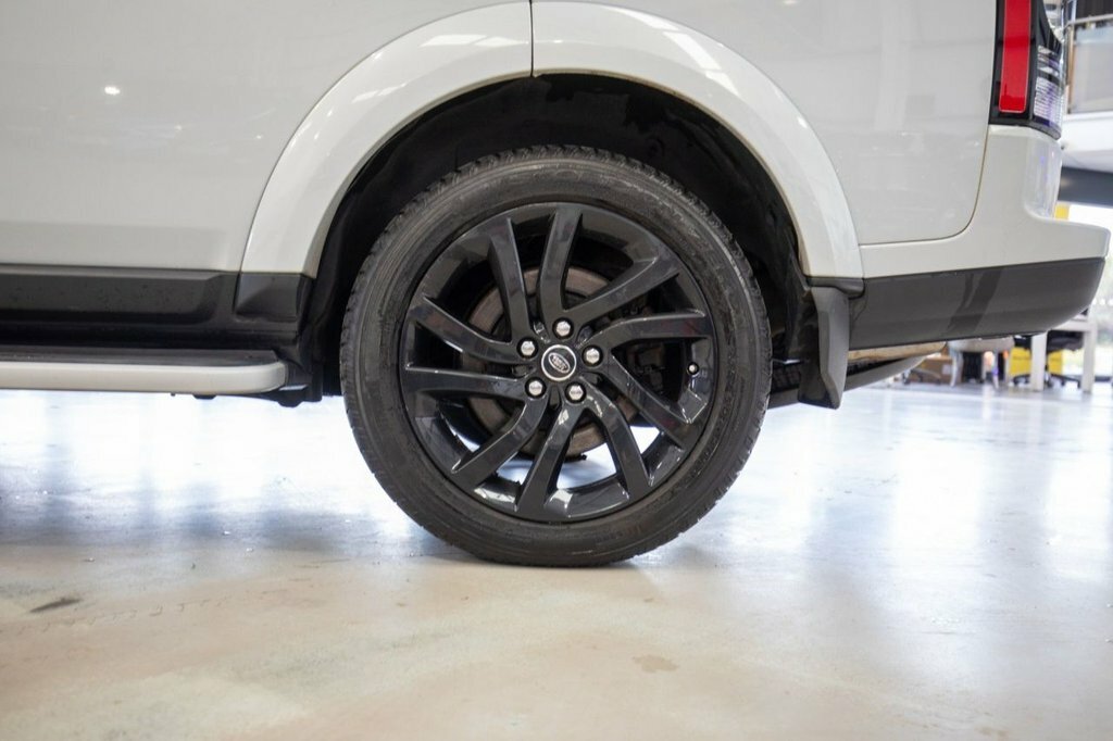 Land Rover Discovery 4 3L Graphite Grey #8