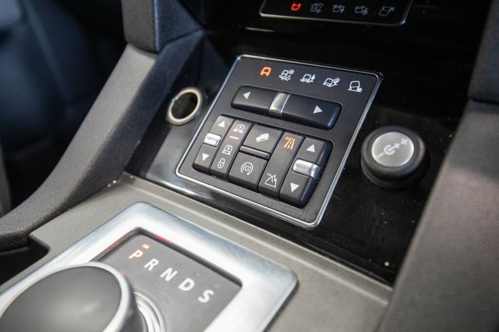 Land Rover Discovery 4 3L Graphite Grey #31