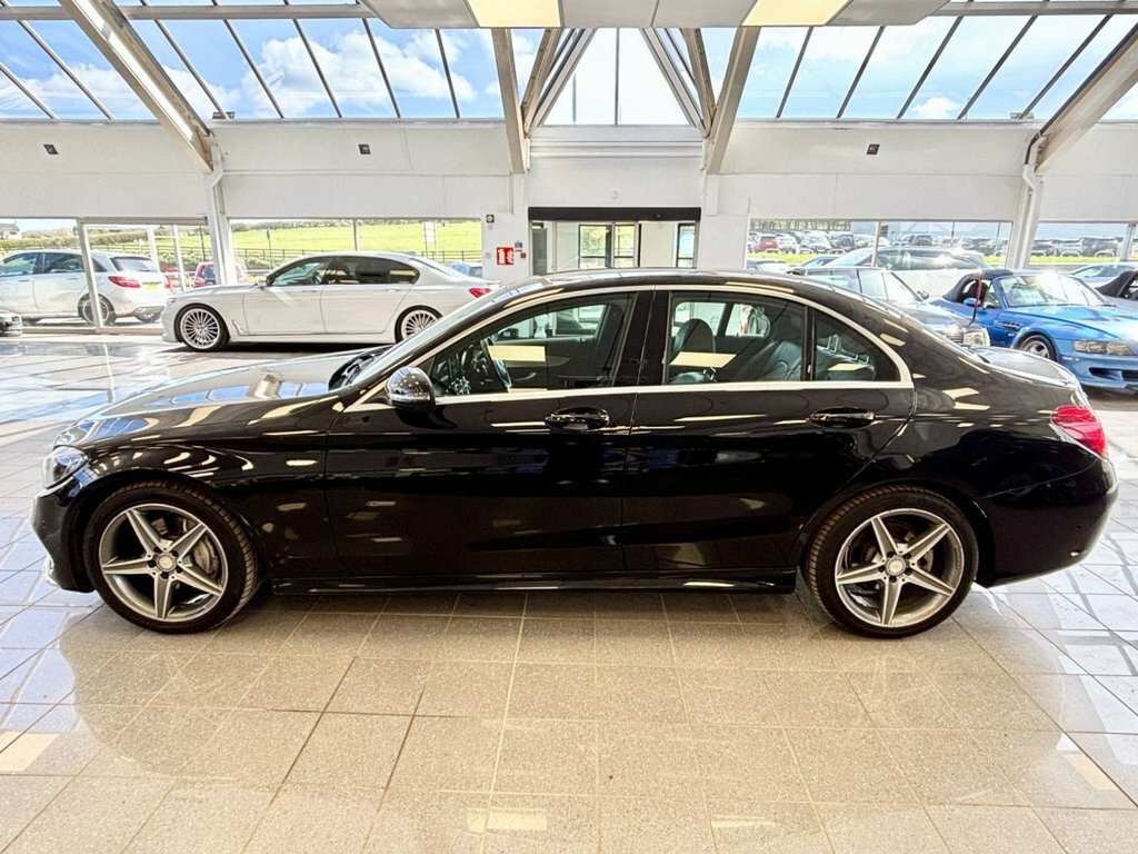 Mercedes-Benz C Class 2.1L Amg Line Black #4