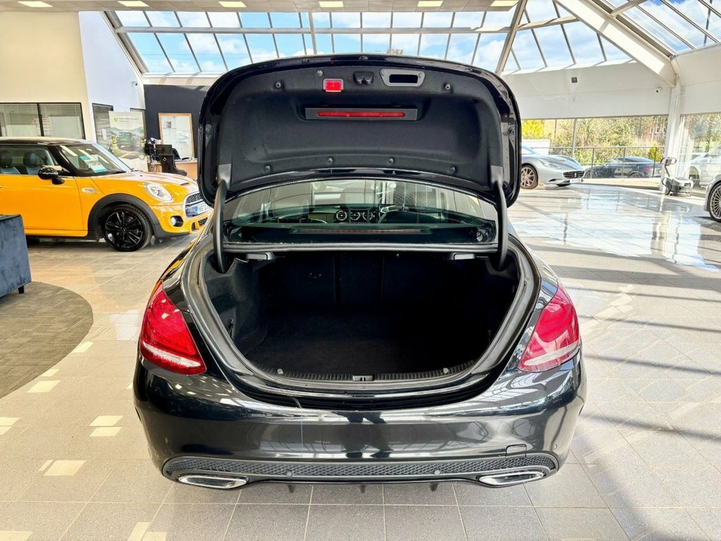 Mercedes-Benz C Class 2.1L Amg Line Black #3