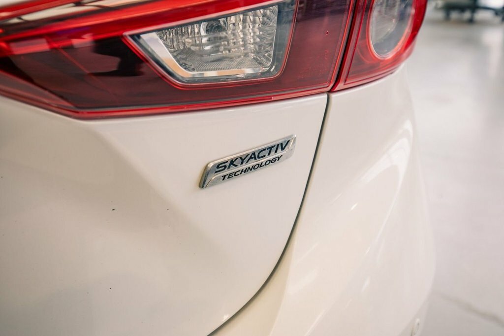 Mazda 3 2L Sport Nav White #5