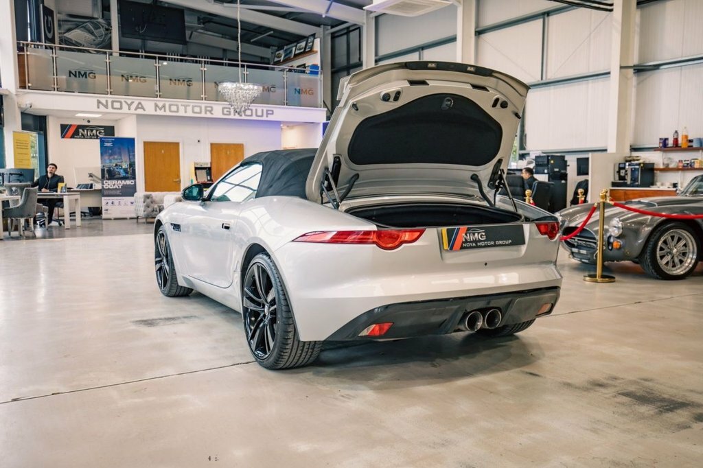 Jaguar F-Type 3.0 V6 Euro 6 Ss White #23