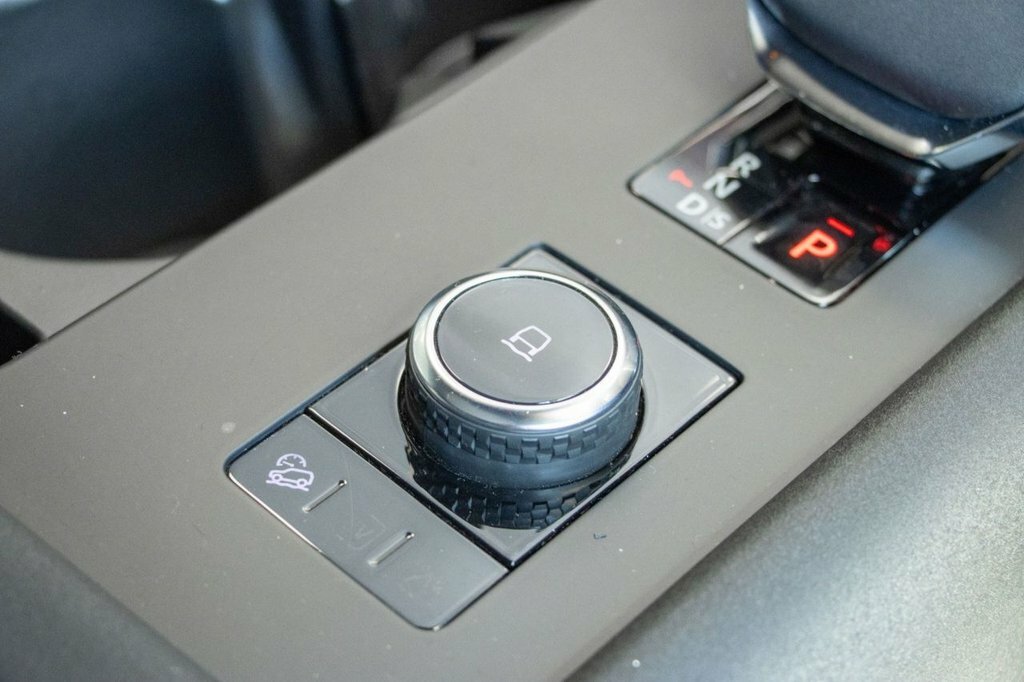 Land Rover Discovery R-dynamic S Brown #51