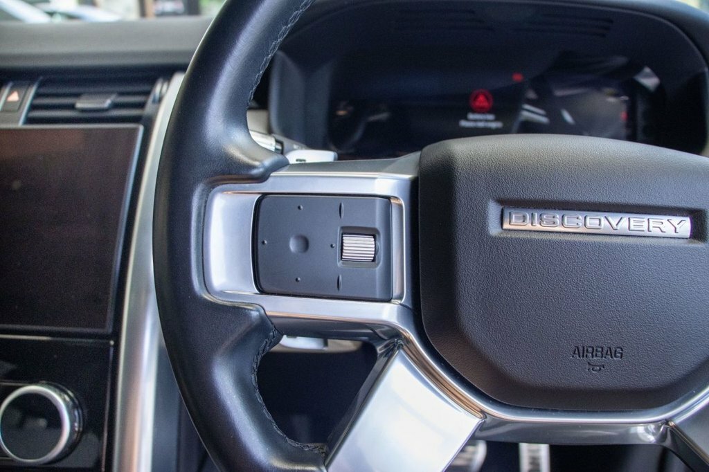 Land Rover Discovery R-dynamic S Brown #42