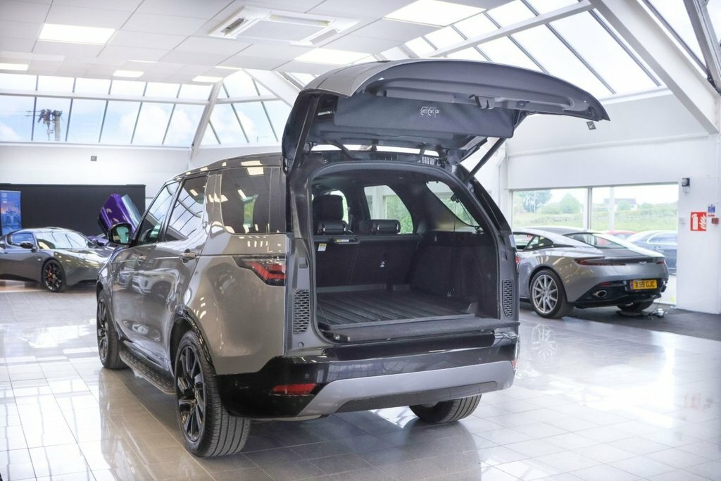 Land Rover Discovery R-dynamic S Brown #10