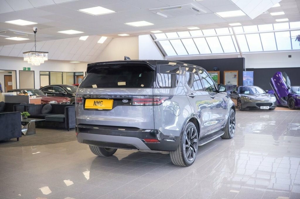 Land Rover Discovery R-dynamic S Brown #8