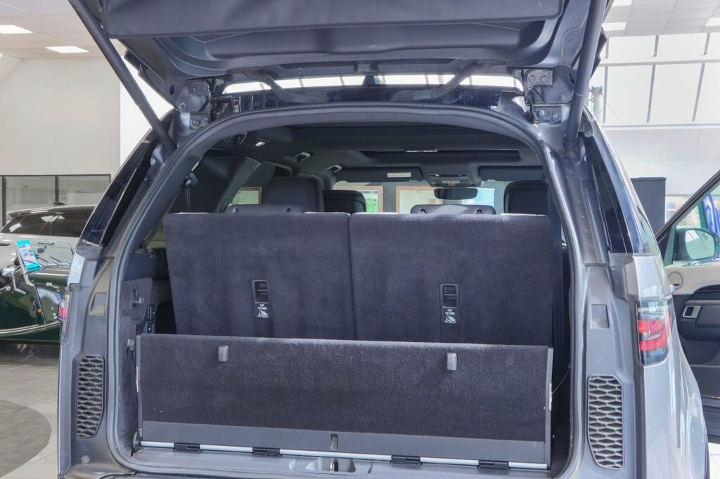 Land Rover Discovery R-dynamic S Brown #15