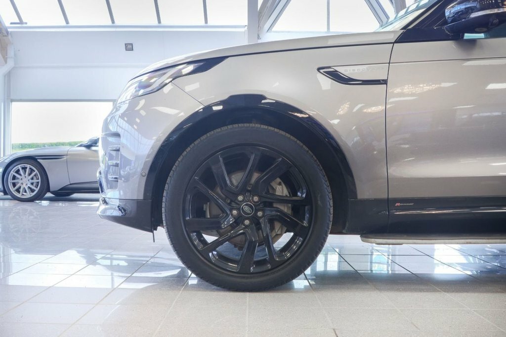 Land Rover Discovery R-dynamic S Brown #22