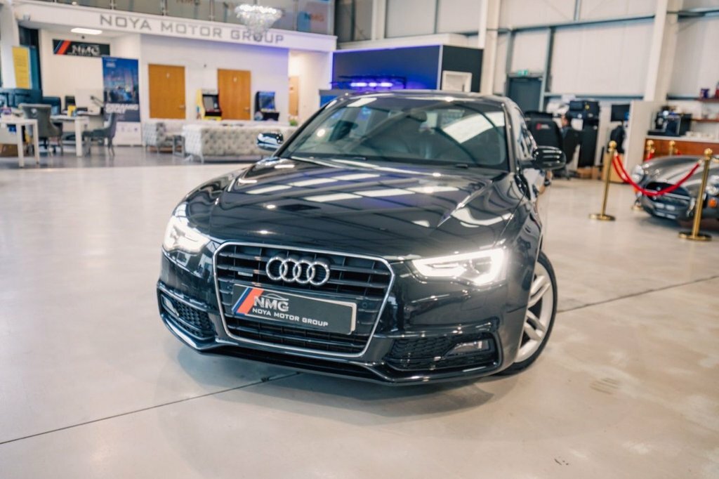 Audi A5 2L S Line Black #3