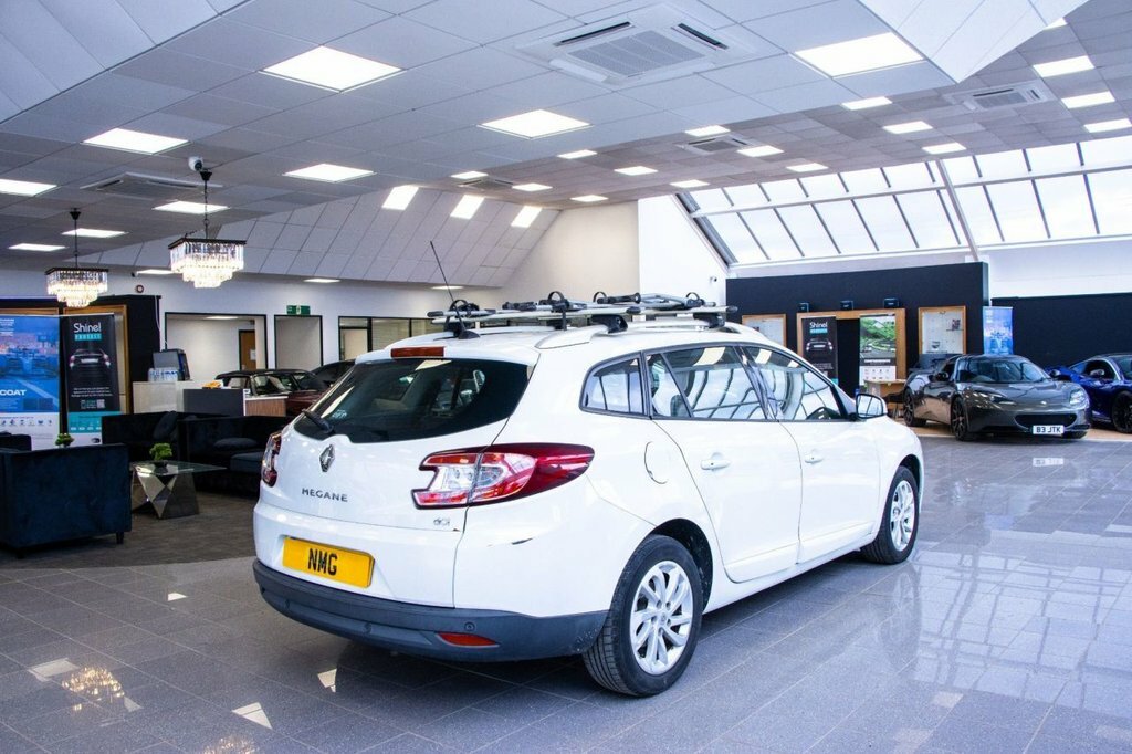 Renault Megane 1.5L Dynamique Nav White #6