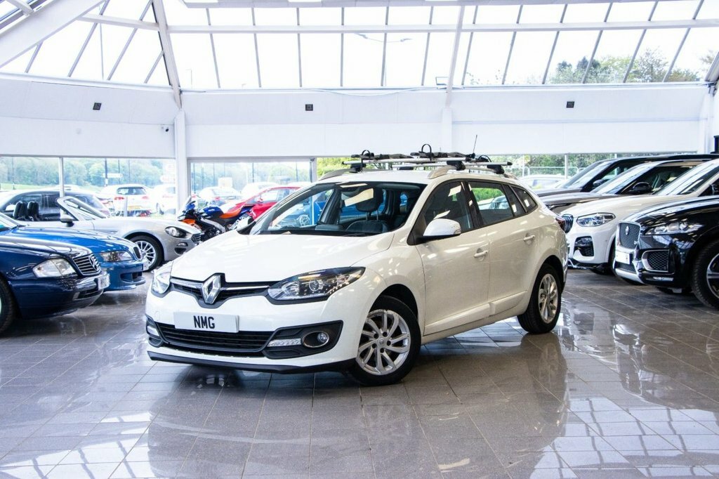 Renault Megane 1.5L Dynamique Nav White