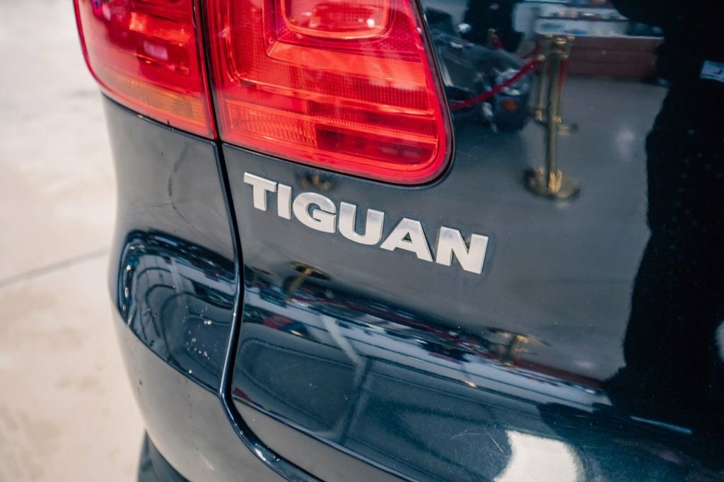 Volkswagen Tiguan 2L Match Black #6