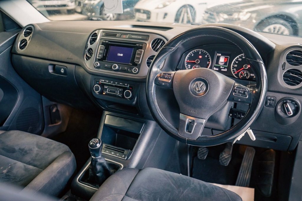 Volkswagen Tiguan 2L Match Black #2