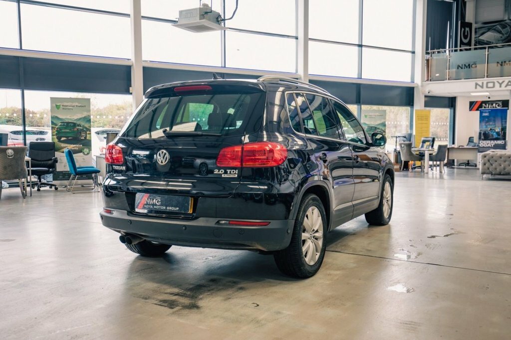 Volkswagen Tiguan 2L Match White #25