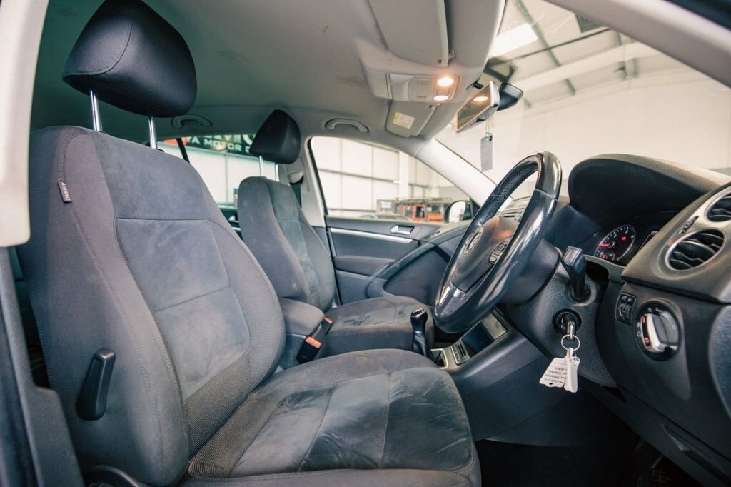 Volkswagen Tiguan 2L Match Black #3
