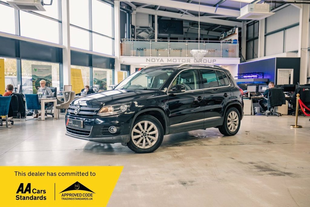 Volkswagen Tiguan 2L Match Black