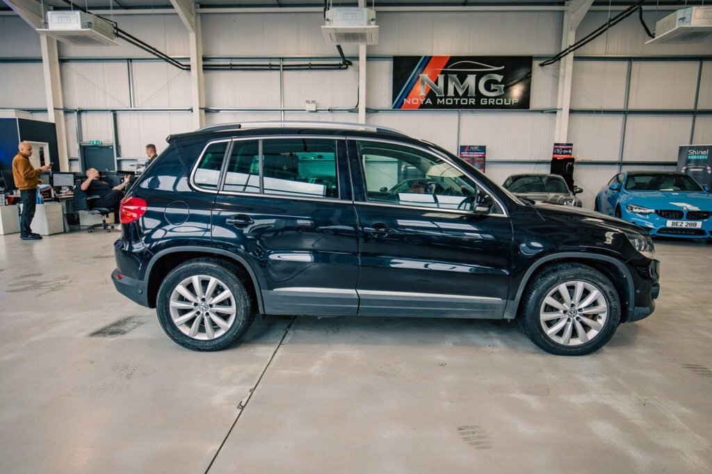 Volkswagen Tiguan 2L Match White #23