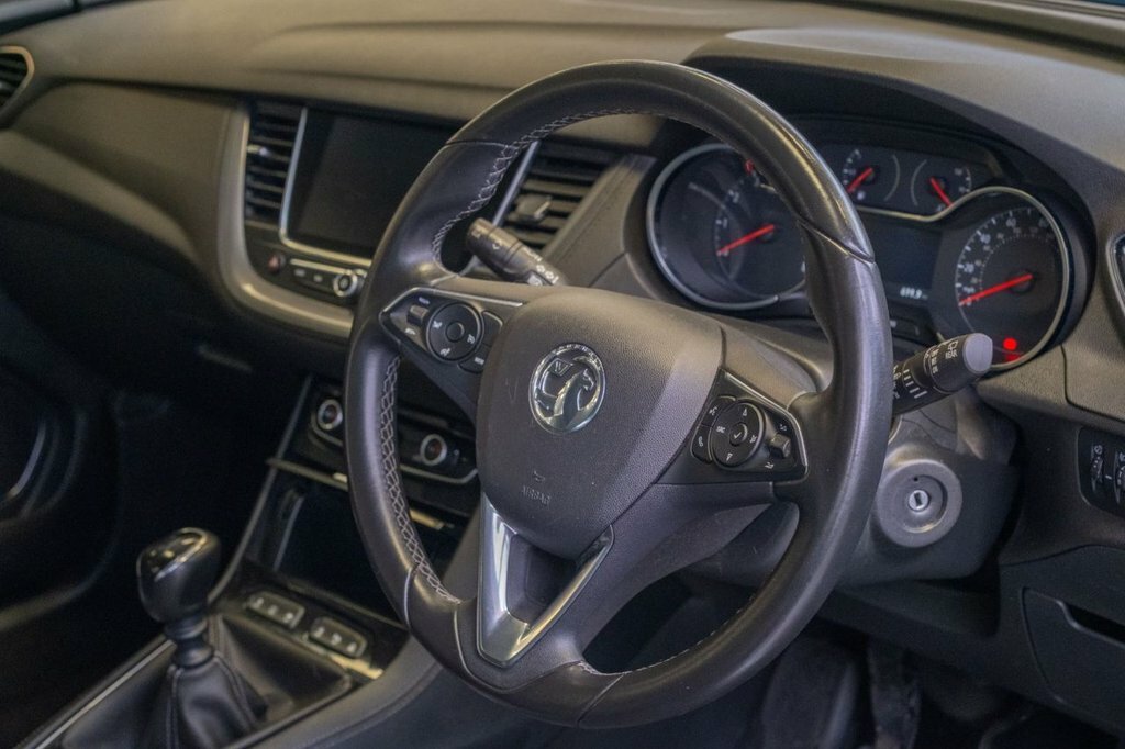 Vauxhall Grandland X Tech Line Nav Purple #26