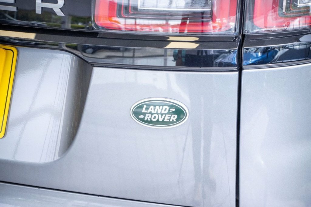 Land Rover Range Rover Velar 2.0 P400e R-dynamic Se Grey #17