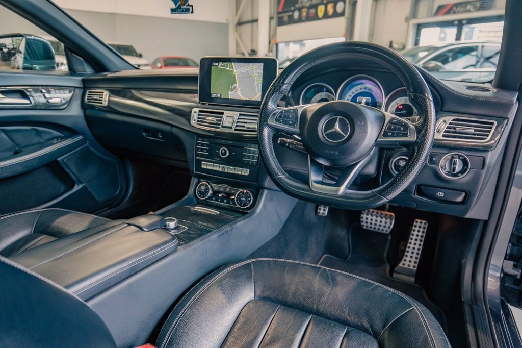 Mercedes-Benz CLS 3L Amg Line Grey