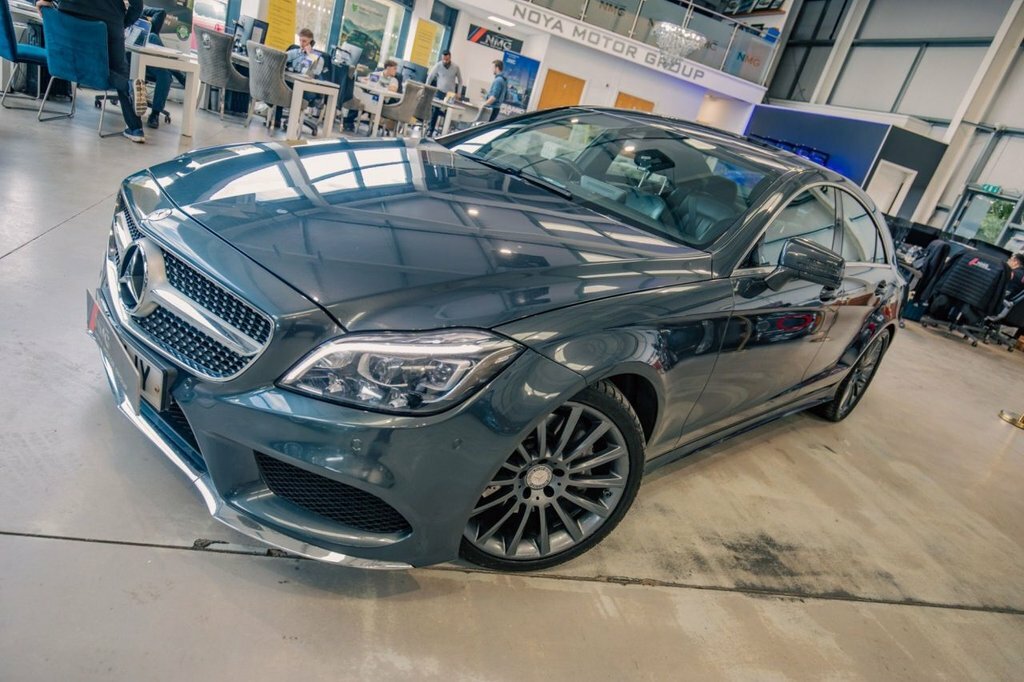 Mercedes-Benz CLS 3L Amg Line Grey #3