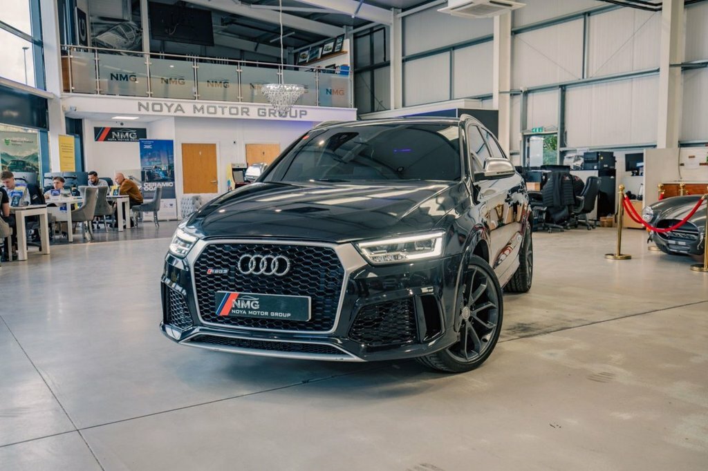 Audi RS Q3 Rs Q3 Tfsi Quattro S-a Black #3