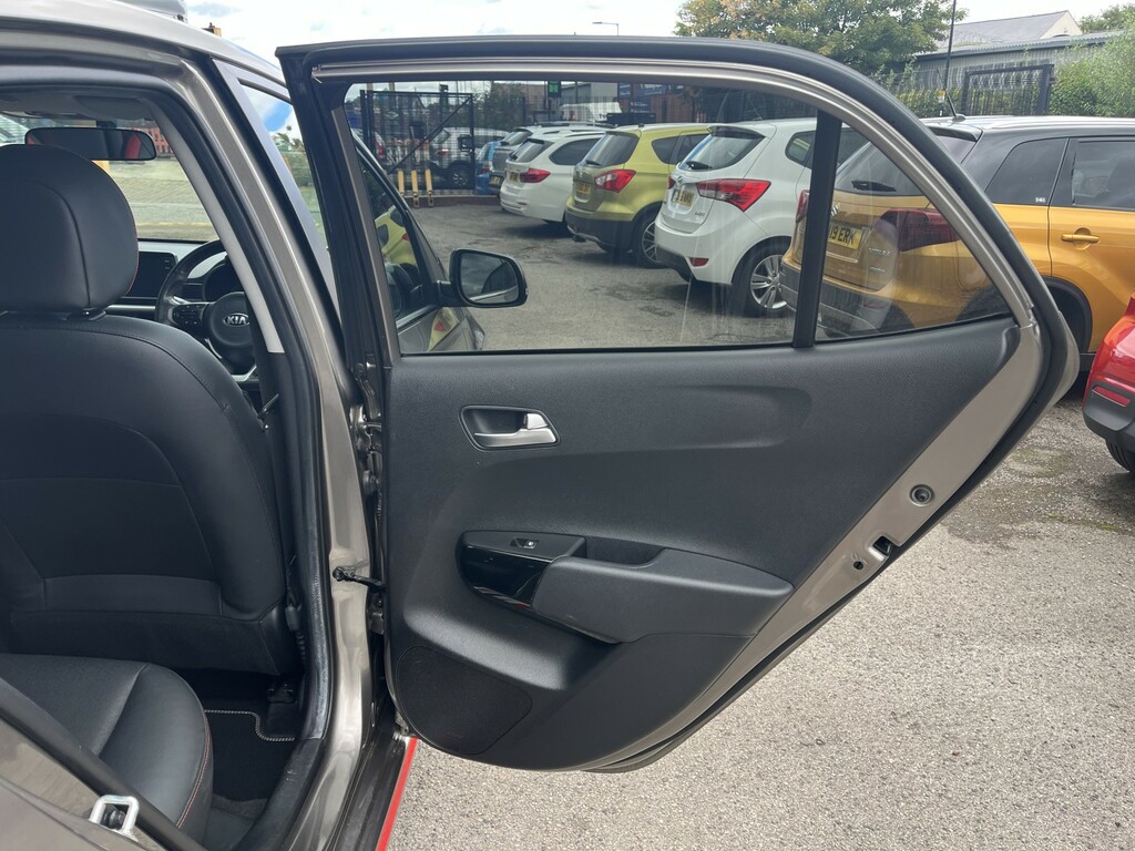 Kia Picanto 1.25 Gt-line White #17