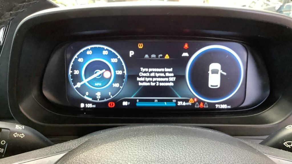 Hyundai Bayon Se Connect Grey #9