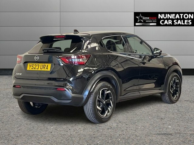 Nissan Juke 1.0 Dig-t N-connecta Suv Dct Euro Black #3