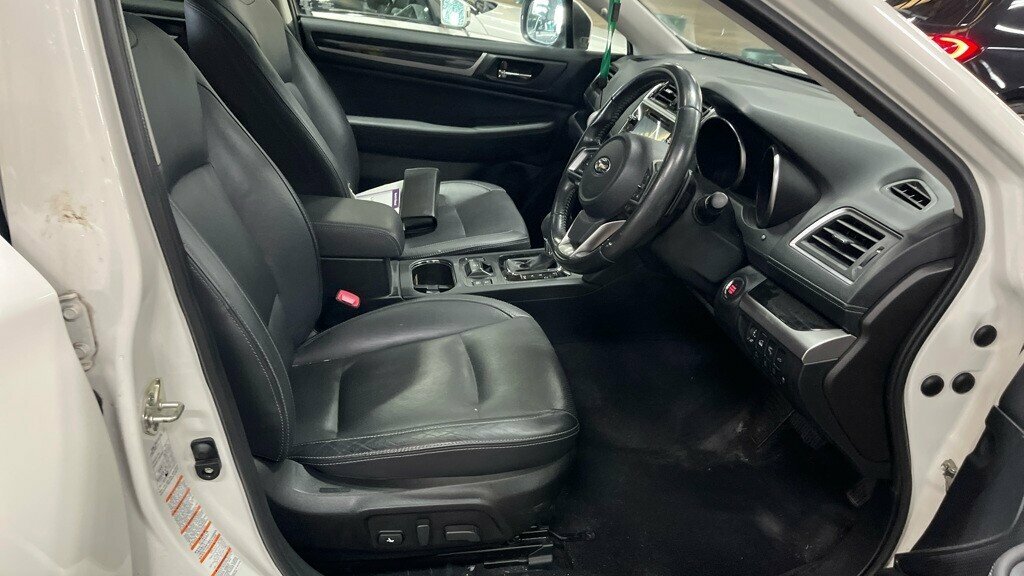 Subaru Outback Limited Green #23