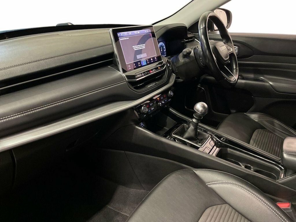 Jeep Compass 1.3 T4 Gse 4Xe Phev S Model Black #38