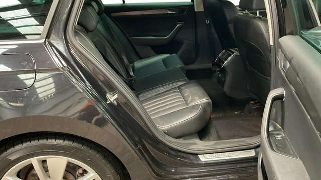 Skoda Superb Se Grey #12
