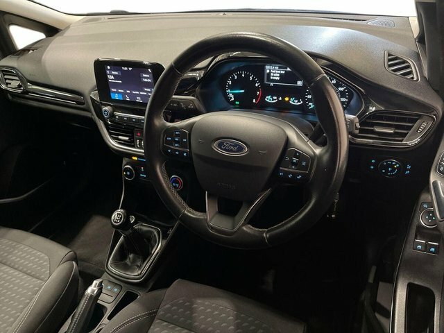 Ford Fiesta 1.1 Zetec Navigation Black #9