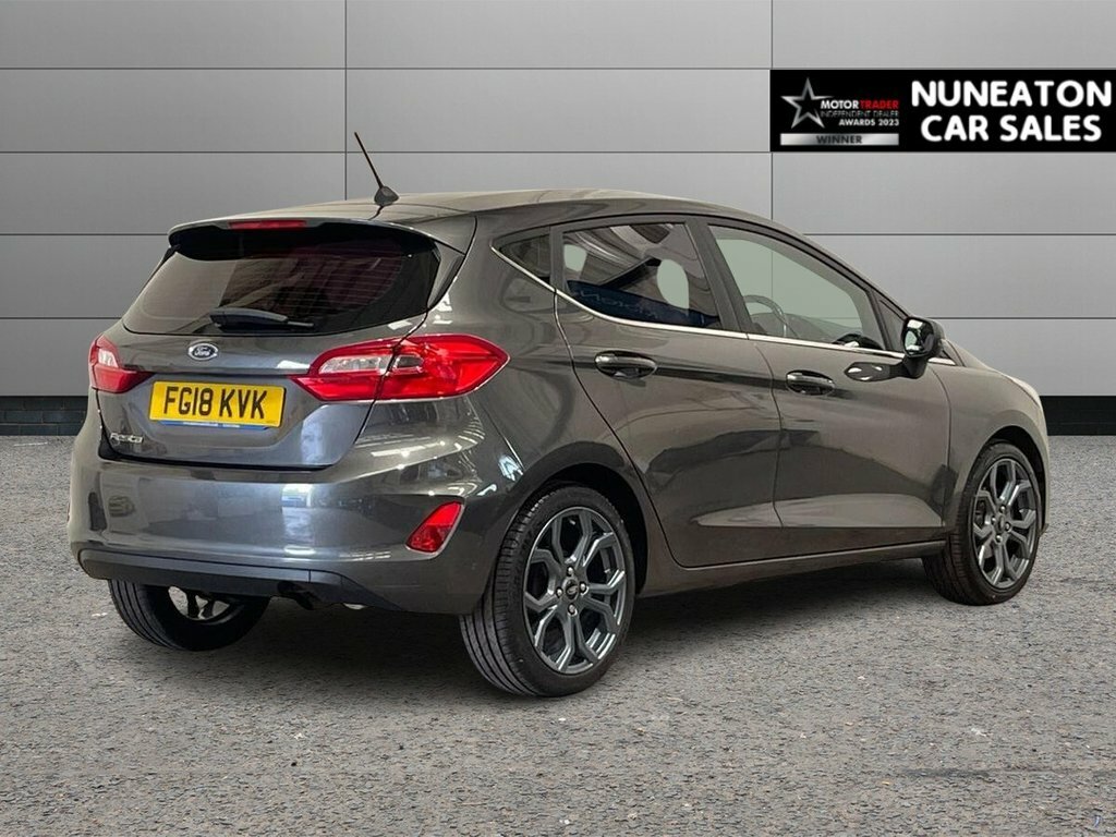 Ford Fiesta 1.1 Zetec Navigation Black #27
