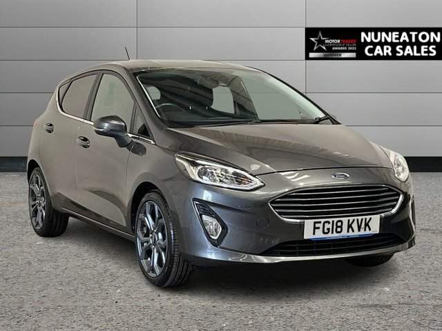 Ford Fiesta 1.1 Zetec Navigation Black #1