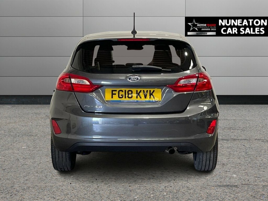 Ford Fiesta 1.1 Zetec Navigation Black #28
