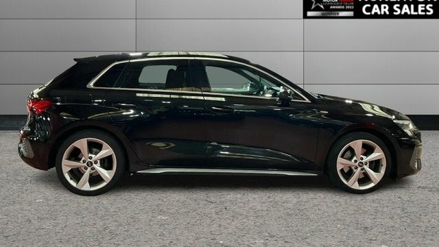 Audi A3 1.5 Tfsi 35 S Line Sportback Eur Black #2