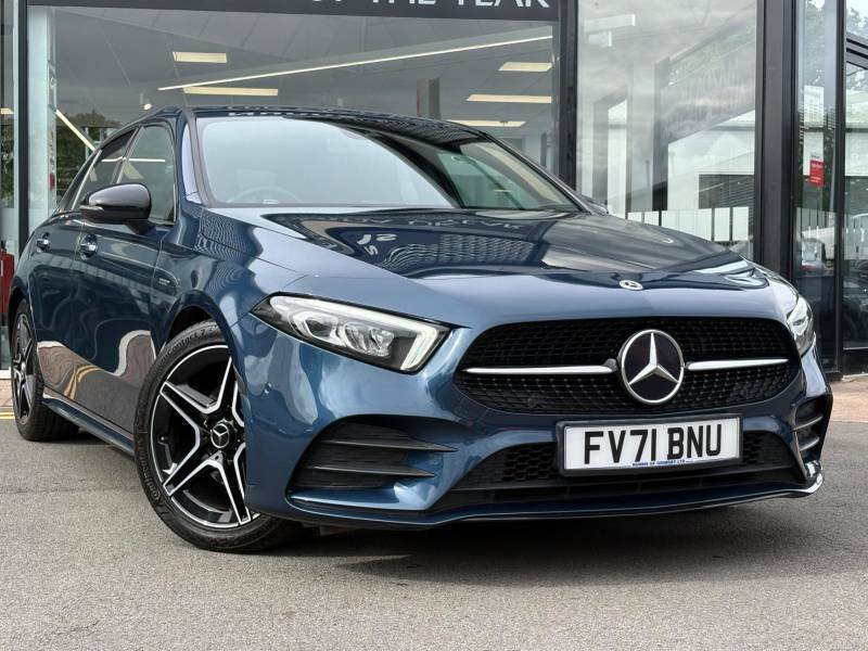 Mercedes-Benz A Class 1.3 A200 Amg Line Edition Premium 7G-dct Euro 6 Blue