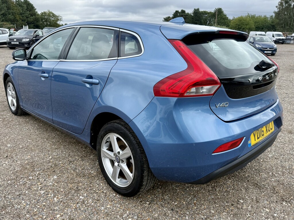 Volvo V40 2.0 Se T2 2016 Blue #5