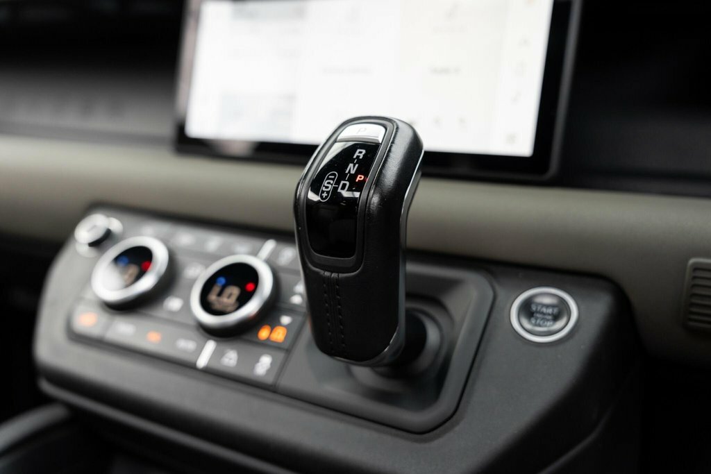Land Rover Defender 90 D200 Grey #36