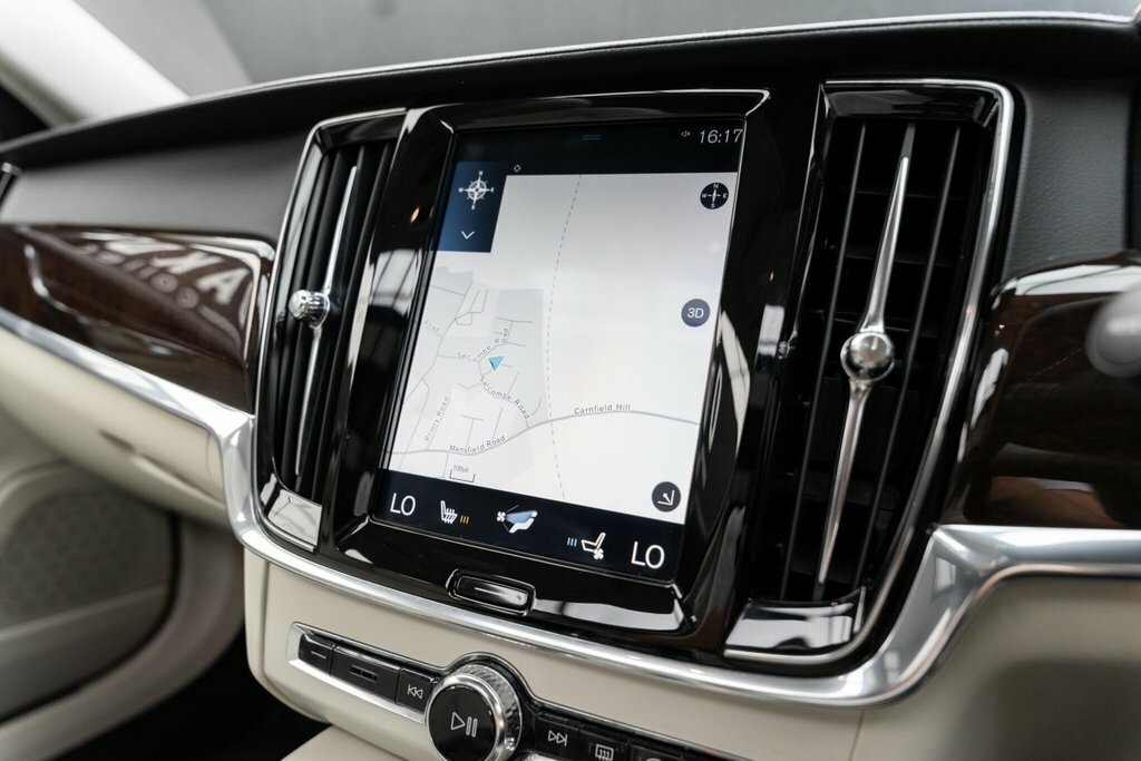 Volvo V90 D4 R-design Plus Blue #39