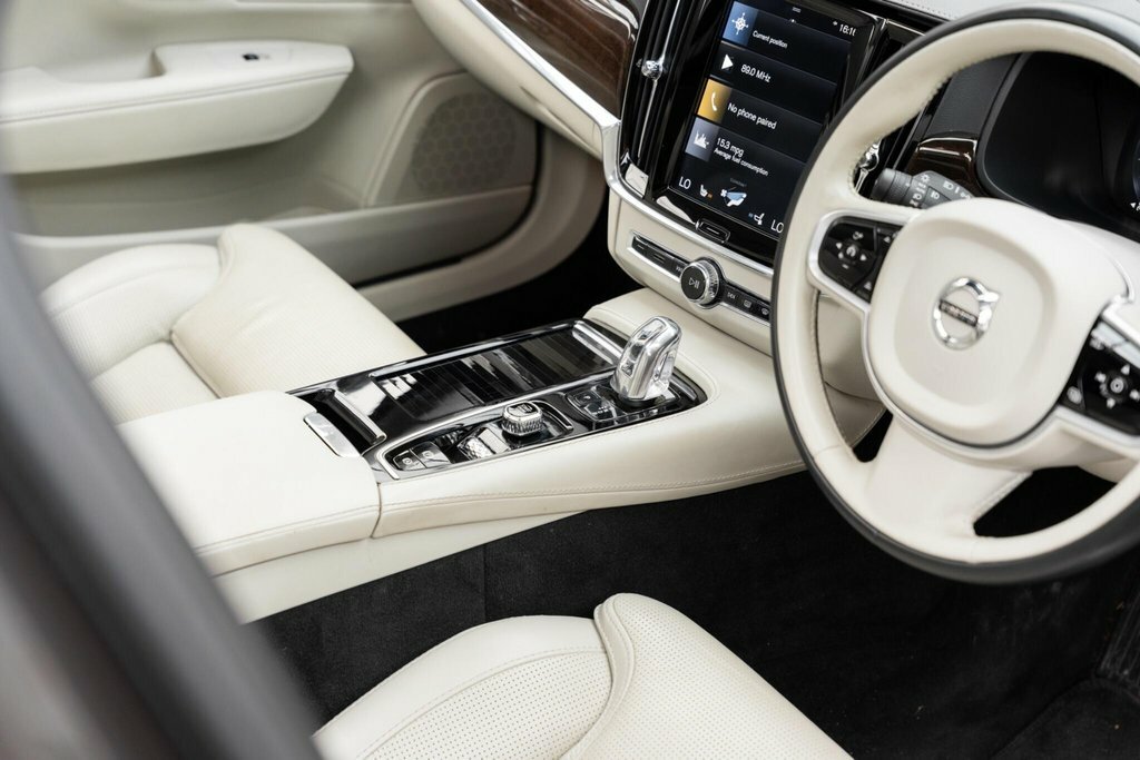 Volvo V90 D4 R-design Plus Blue #23