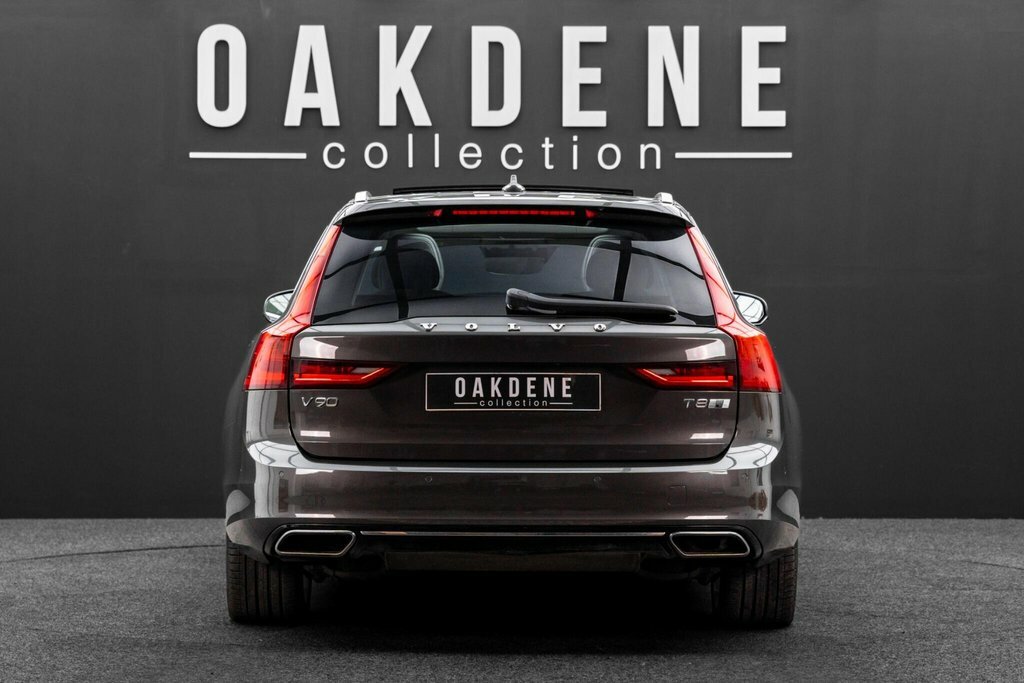 Volvo V90 D4 R-design Plus Blue #10