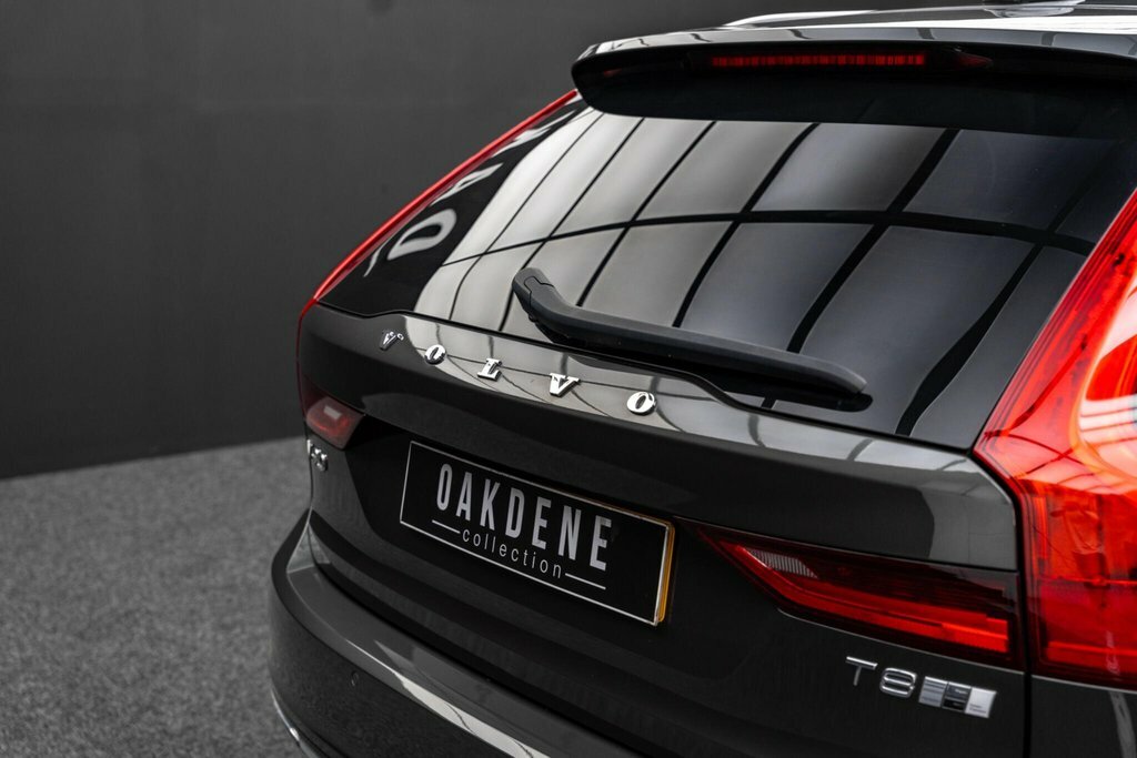 Volvo V90 D4 R-design Plus Blue #47