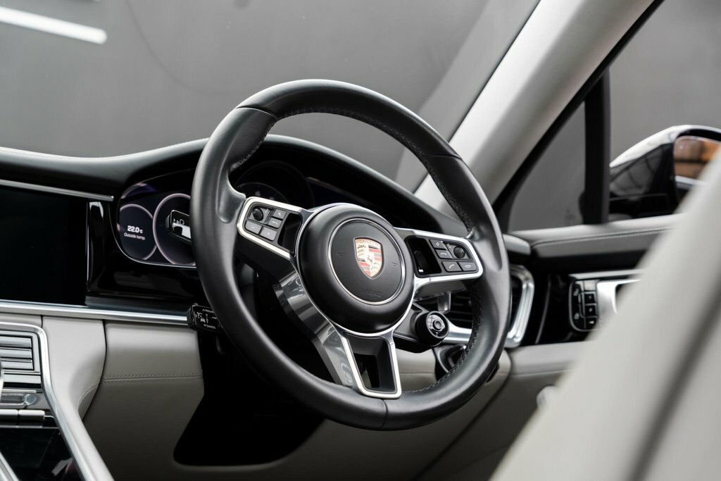 Porsche Panamera 4 Pdk White #26